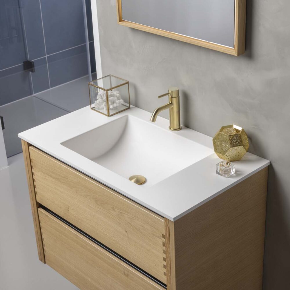 Badeværelsesmøbler